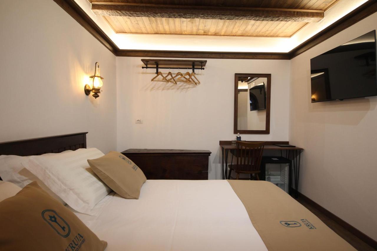 Kruja Albergo Diffuso , Inside Kruja Castle Exteriör bild