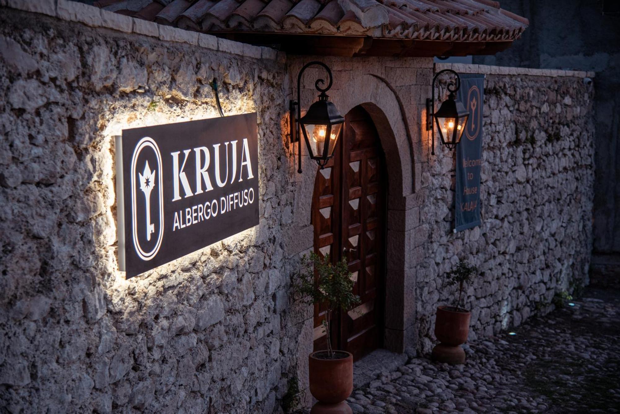 Kruja Albergo Diffuso , Inside Kruja Castle Exteriör bild