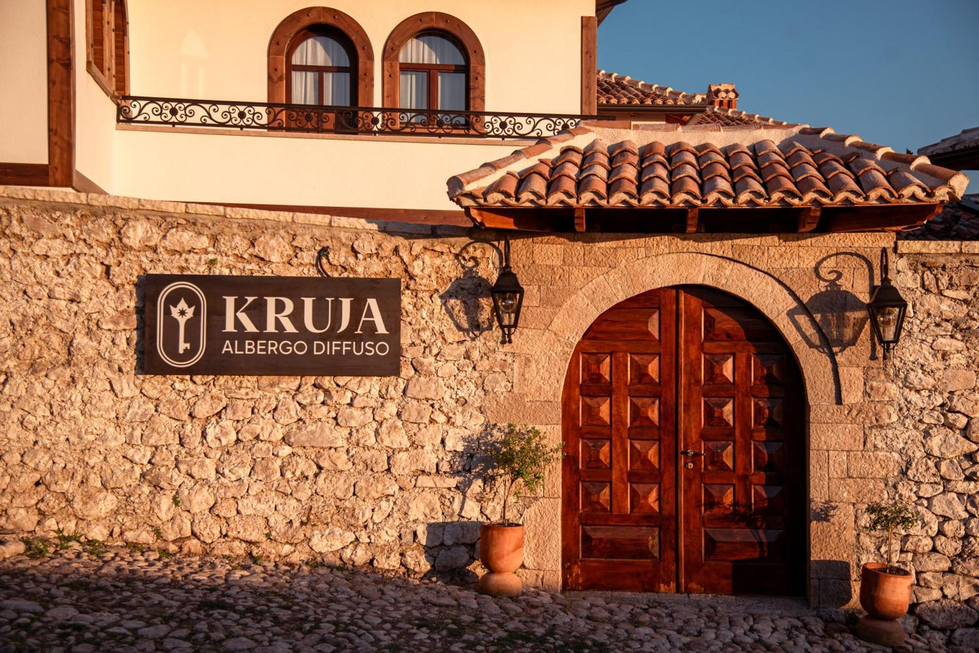 Kruja Albergo Diffuso , Inside Kruja Castle Exteriör bild